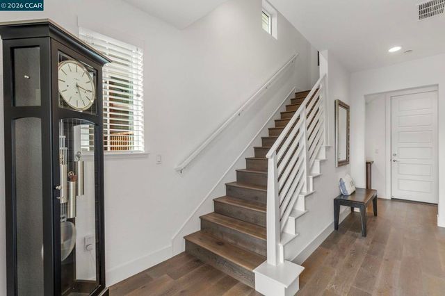 7195 Calistoga Ln, Dublin, CA 94568