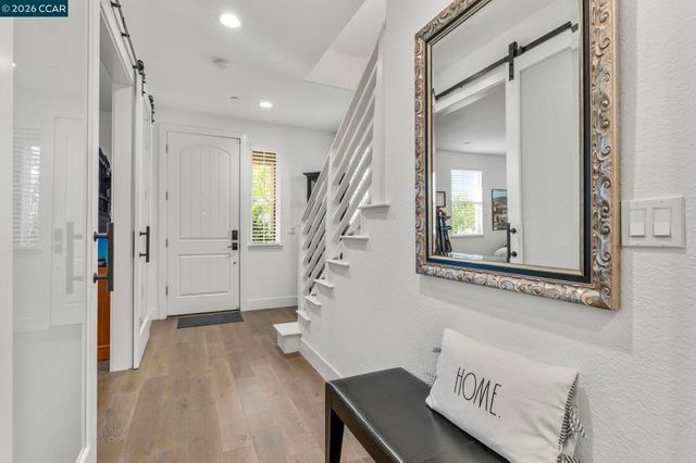 7195 Calistoga Ln, Dublin, CA 94568