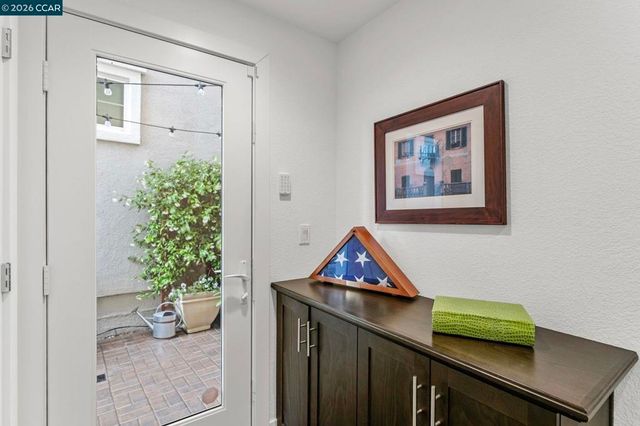 7195 Calistoga Ln, Dublin, CA 94568