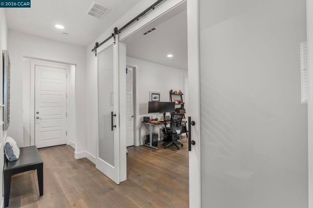 7195 Calistoga Ln, Dublin, CA 94568