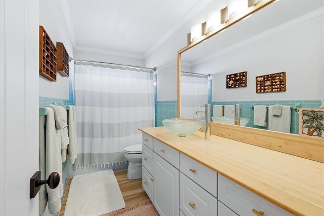 6005 MIDNIGHT PASS ROAD S6, Sarasota, FL 34242