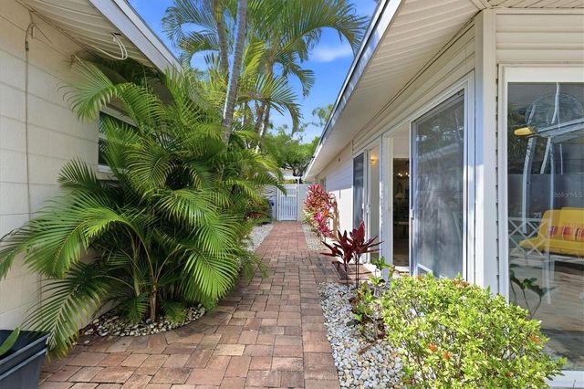 6005 MIDNIGHT PASS ROAD S6, Sarasota, FL 34242