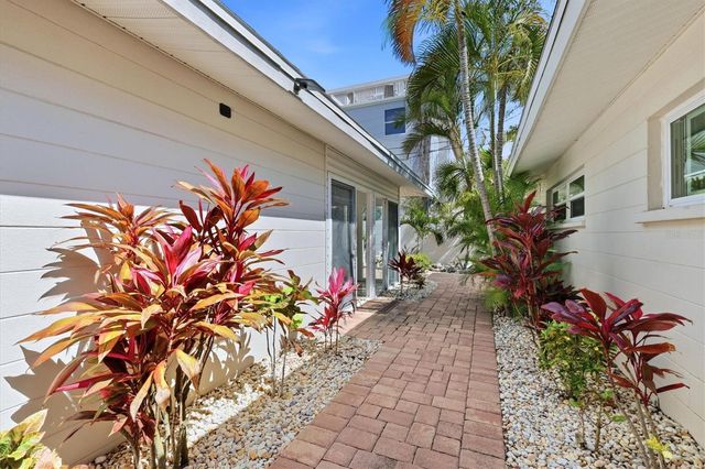 6005 MIDNIGHT PASS ROAD S6, Sarasota, FL 34242