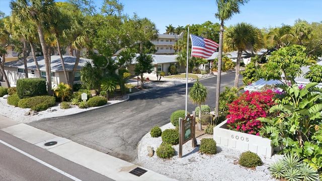 6005 MIDNIGHT PASS ROAD S6, Sarasota, FL 34242