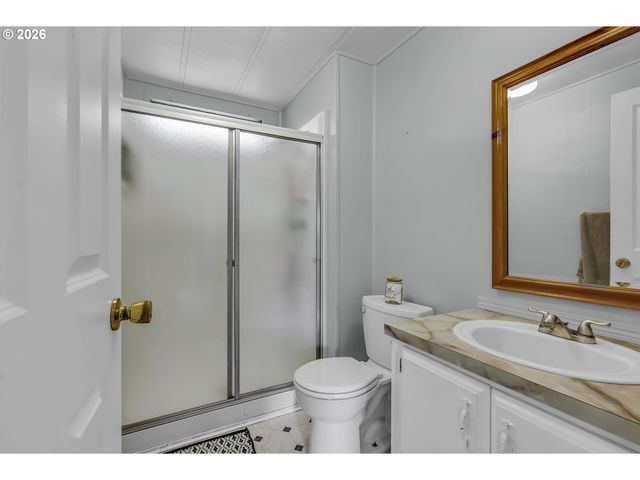 841 Sw LIBERTY BELL Dr, Beaverton, OR 97006