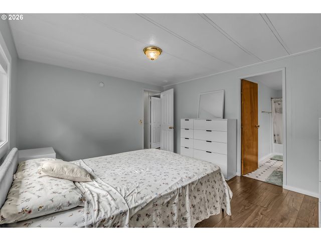 841 Sw LIBERTY BELL Dr, Beaverton, OR 97006