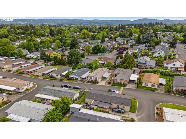 841 Sw LIBERTY BELL Dr, Beaverton, OR 97006