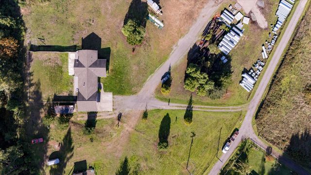 255 Sorenson Road, Redcrest, CA 95569