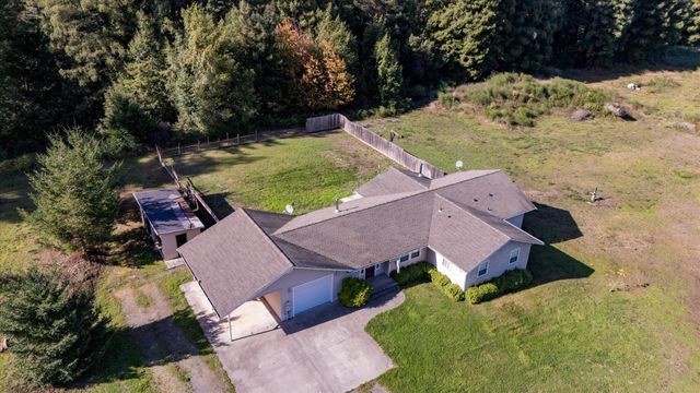 255 Sorenson Road, Redcrest, CA 95569