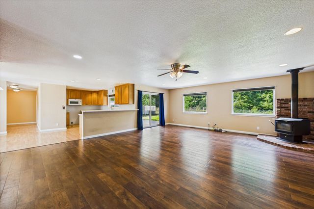 255 Sorenson Road, Redcrest, CA 95569