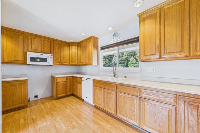 255 Sorenson Road, Redcrest, CA 95569