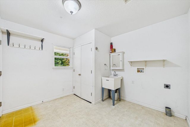 255 Sorenson Road, Redcrest, CA 95569