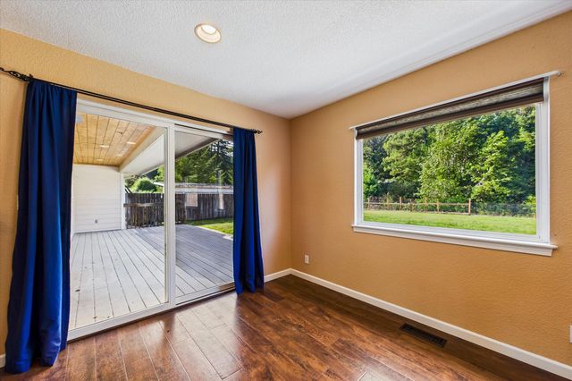 255 Sorenson Road, Redcrest, CA 95569