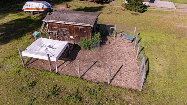 255 Sorenson Road, Redcrest, CA 95569