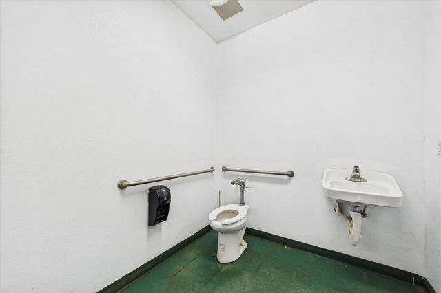 255 Sorenson Road, Redcrest, CA 95569