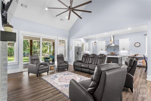 476 Blount Lane, Midway, GA 31320