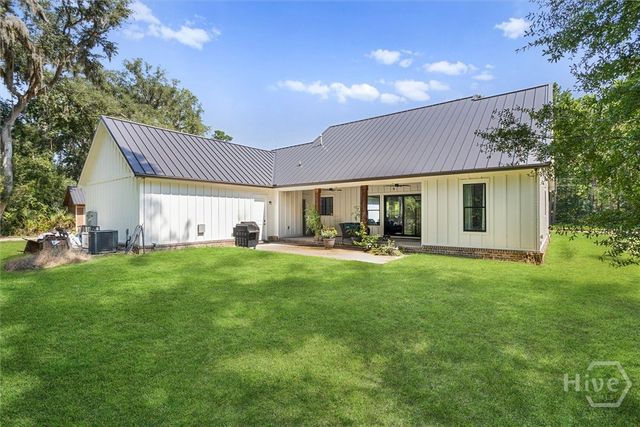 476 Blount Lane, Midway, GA 31320