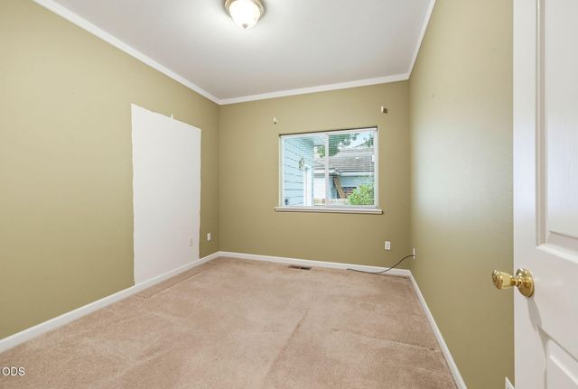 3477 Parkway Drive, Medford, OR 97504
