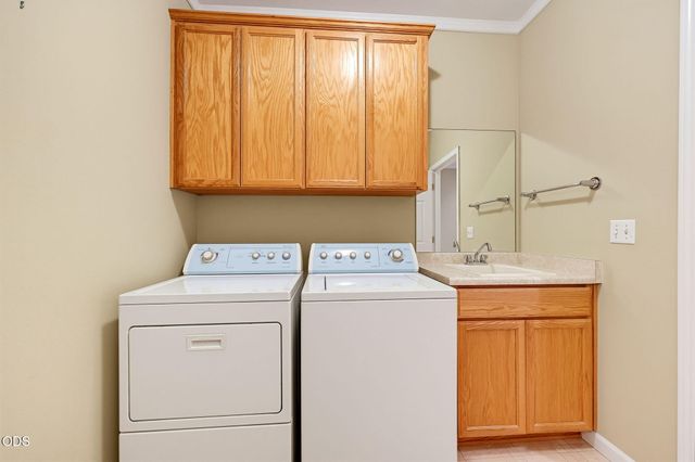 3477 Parkway Drive, Medford, OR 97504