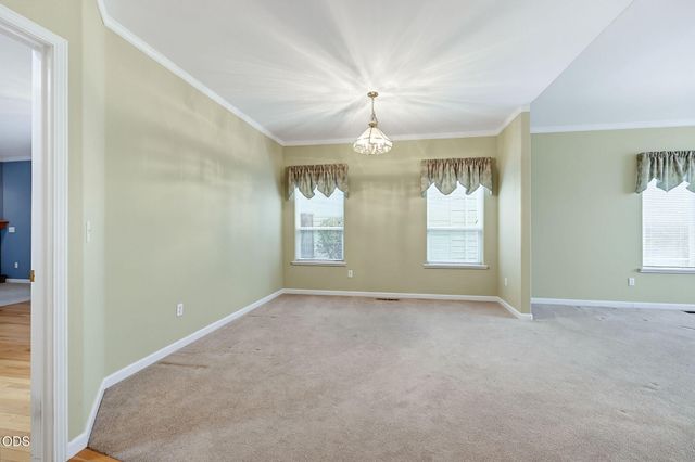 3477 Parkway Drive, Medford, OR 97504