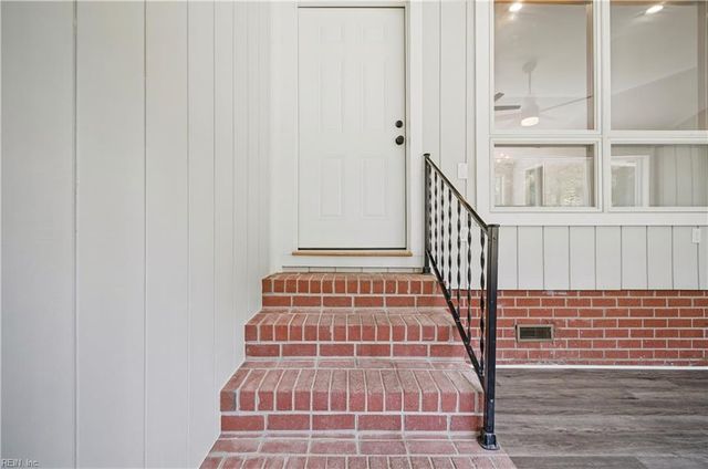 4516 Shirley DR, Suffolk, VA 23434