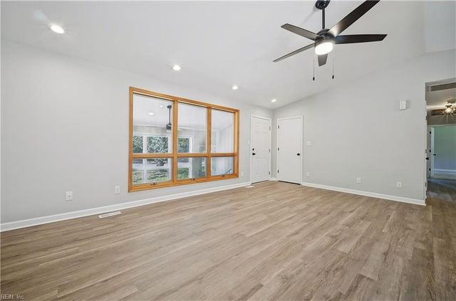4516 Shirley DR, Suffolk, VA 23434