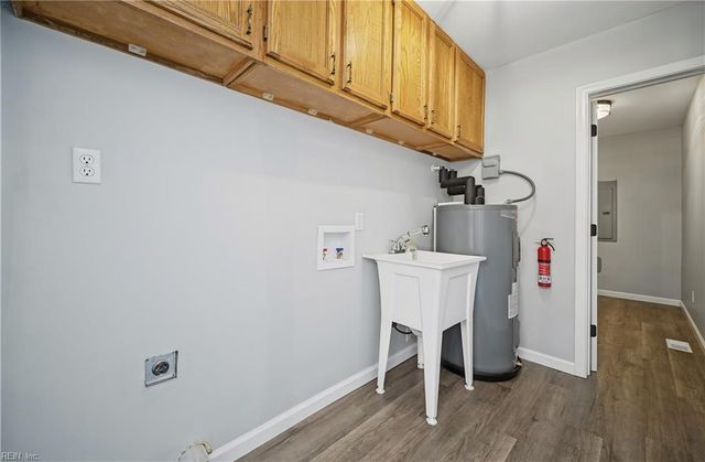4516 Shirley DR, Suffolk, VA 23434
