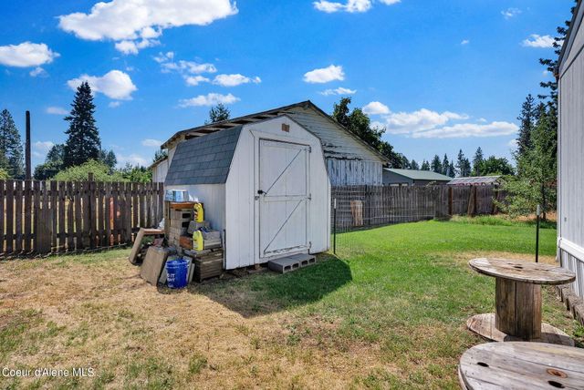 8270 W MEADOWBROOK CIR, Rathdrum, ID 83858