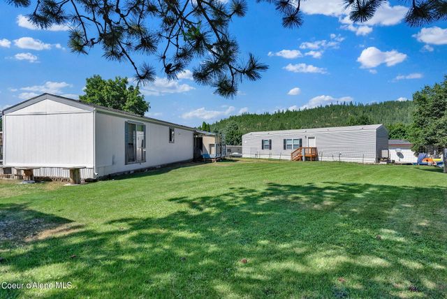 8270 W MEADOWBROOK CIR, Rathdrum, ID 83858