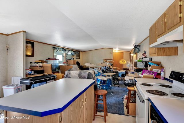 8270 W MEADOWBROOK CIR, Rathdrum, ID 83858