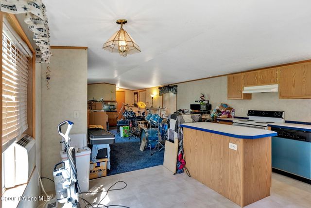 8270 W MEADOWBROOK CIR, Rathdrum, ID 83858