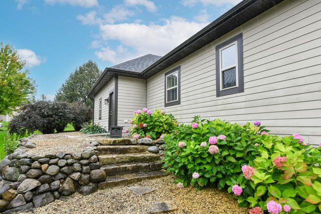 W178S6607 Paige COURT, Muskego, WI 53150