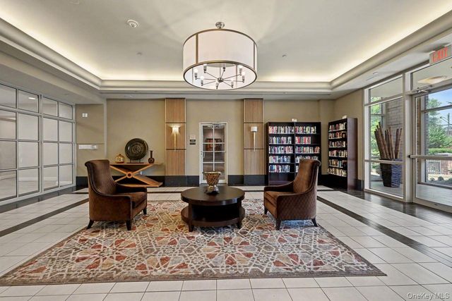 300 Mamaroneck Avenue 419, White Plains, NY 10605