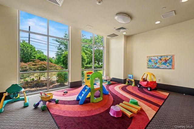 300 Mamaroneck Avenue 419, White Plains, NY 10605
