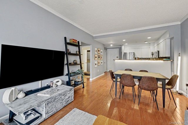 300 Mamaroneck Avenue 419, White Plains, NY 10605