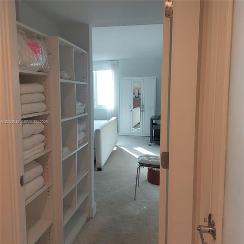 2301 Collins Ave 1125, Miami Beach, FL 33139