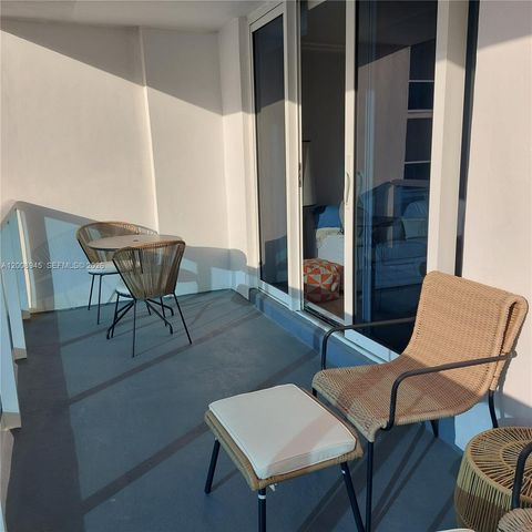 2301 Collins Ave 1125, Miami Beach, FL 33139