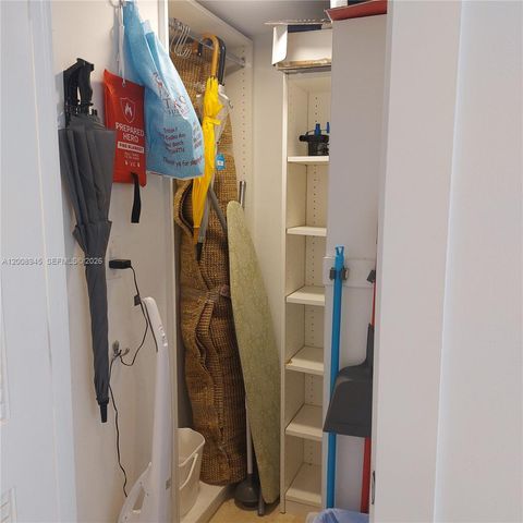 2301 Collins Ave 1125, Miami Beach, FL 33139