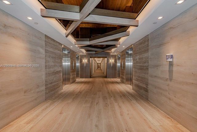 2301 Collins Ave 1125, Miami Beach, FL 33139