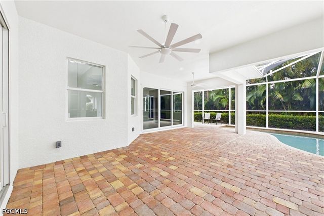 1817 Lagoon LN, Cape Coral, FL 33914