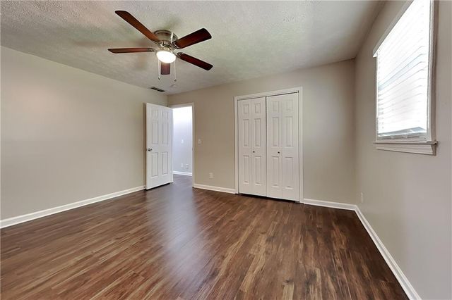 3651 Mountain Cove Road, Snellville, GA 30039