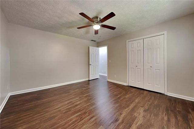 3651 Mountain Cove Road, Snellville, GA 30039
