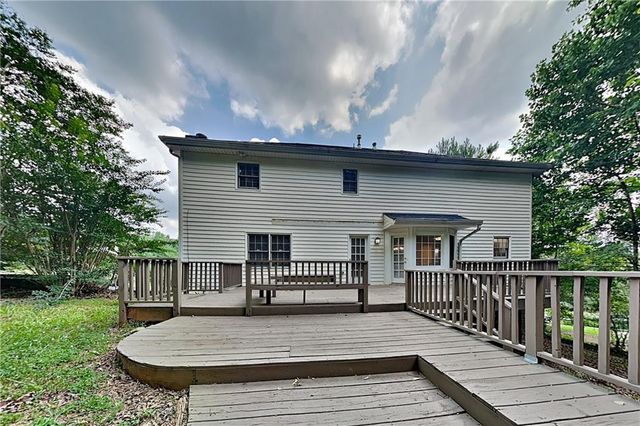 3651 Mountain Cove Road, Snellville, GA 30039