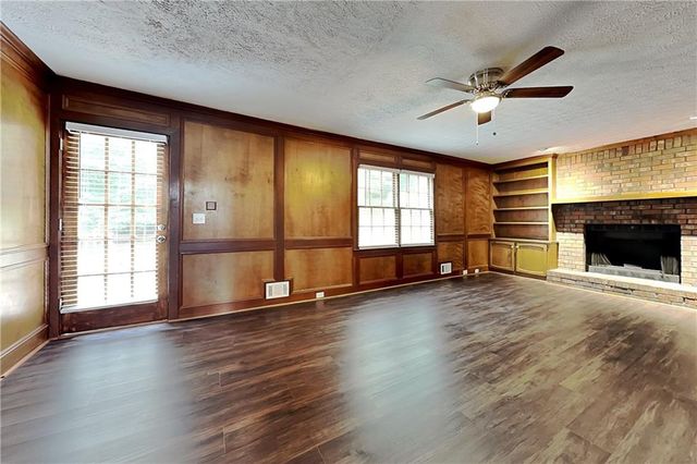 3651 Mountain Cove Road, Snellville, GA 30039