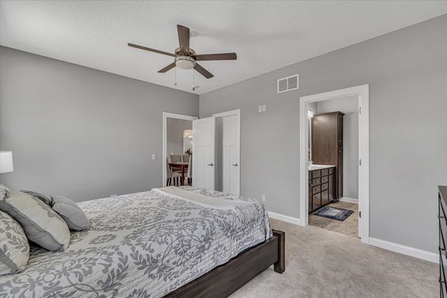 3122 W 34th Street, Davenport, IA 52806