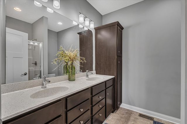 3122 W 34th Street, Davenport, IA 52806