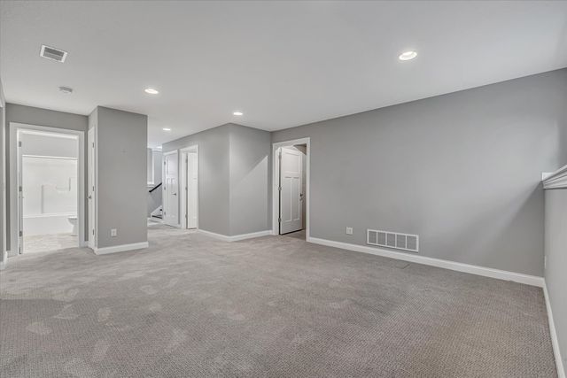 3122 W 34th Street, Davenport, IA 52806