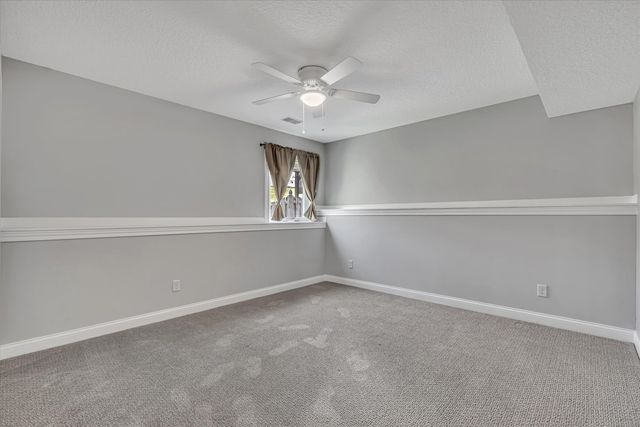3122 W 34th Street, Davenport, IA 52806
