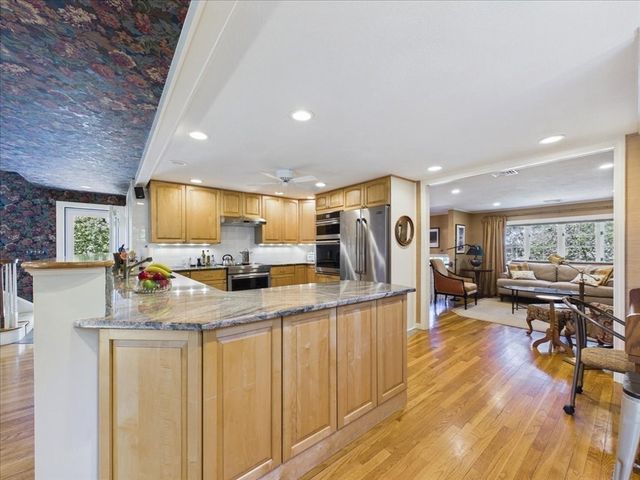 163 Woodside Lane, Arlington, MA 02474