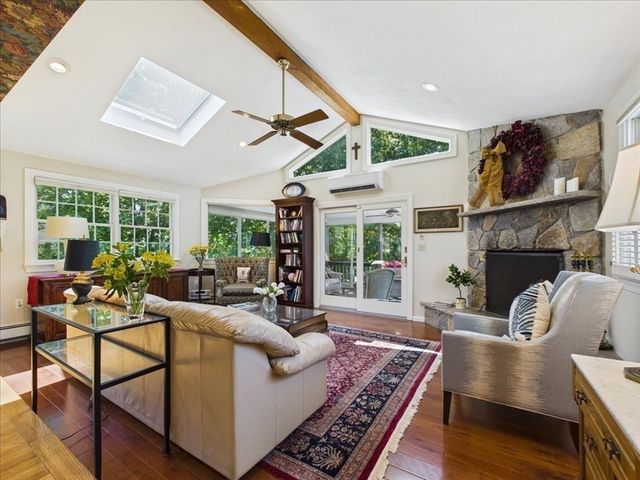 163 Woodside Lane, Arlington, MA 02474